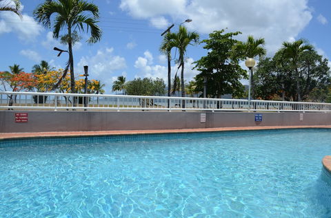 Acacia Court Hotel - Hervey Bay Accommodation 2