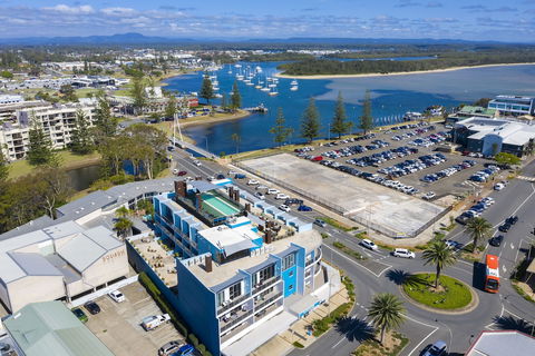 Mantra Quayside - Tourism Hervey Bay 1