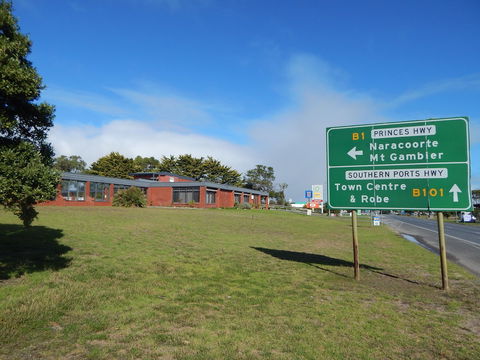 Kingston Lobster Motel - Tourism Hervey Bay 6