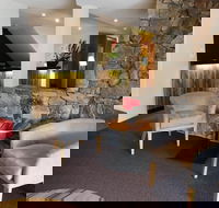 The Denman Hotel - Hervey Bay Accommodation