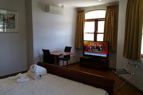 Adelaide House Apartments Fremantle - Tourism Hervey Bay 2