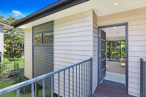 On Obi Maleny - Hervey Bay Accommodation 0