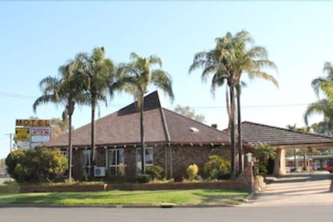 Nandewar Motor Inn - Hervey Bay Accommodation 0