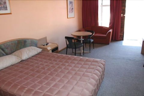 Nandewar Motor Inn - Hervey Bay Accommodation 5