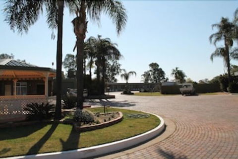 Nandewar Motor Inn - Hervey Bay Accommodation 6