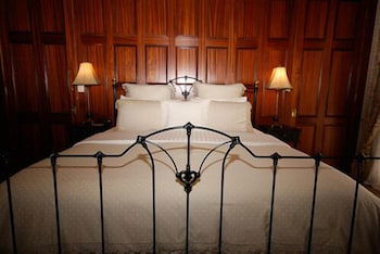 Carlyle House B & B - Hervey Bay Accommodation 4