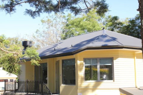 Montville Suites - Hervey Bay Accommodation 0