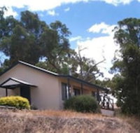 Riesling Country Cottages - Hervey Bay Accommodation