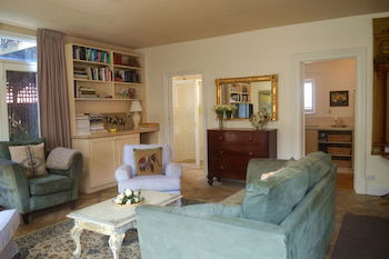 Athelney Cottage - Tourism Hervey Bay 4