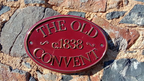 Blakes Manor Self Contained Heritage Accommodation - Tourism Hervey Bay 6