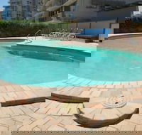 Queensleigh Holiday Apartments - Tourism Hervey Bay