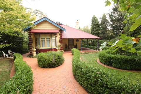 Varenna - Tourism Hervey Bay 0