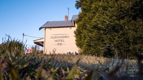 Alexandra Hotel - Tourism Hervey Bay 0