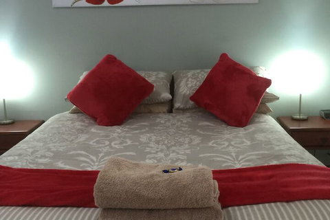 The Nosh & Nod - Avon Terrace - Hervey Bay Accommodation 5