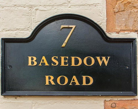 Barossa Vineyard Guesthouse - Hervey Bay Accommodation 4