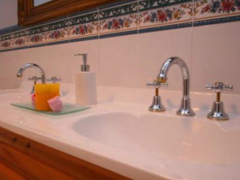 Quayside Cottages - Hervey Bay Accommodation 3