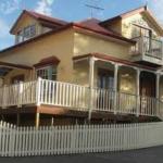 Quayside Cottages - Hervey Bay Accommodation 0