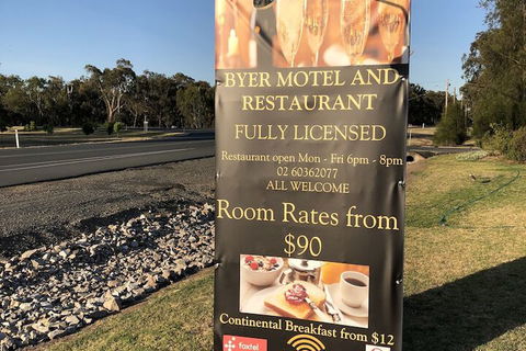 Byer Fountain Motor Inn, Holbrook - Hervey Bay Accommodation 1