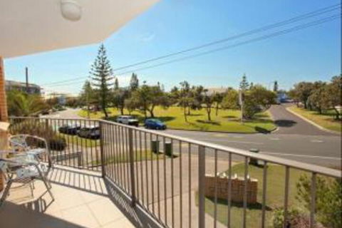 Pacific 1 / 103 - Hervey Bay Accommodation 0