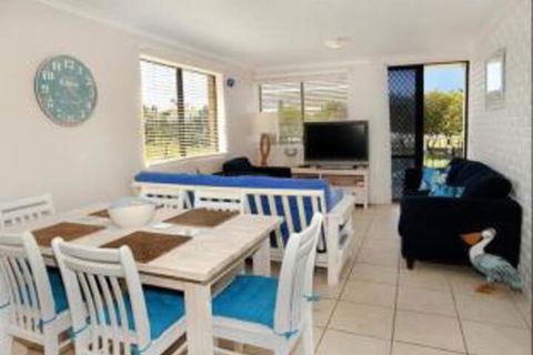 Pacific 1 / 103 - Hervey Bay Accommodation 2