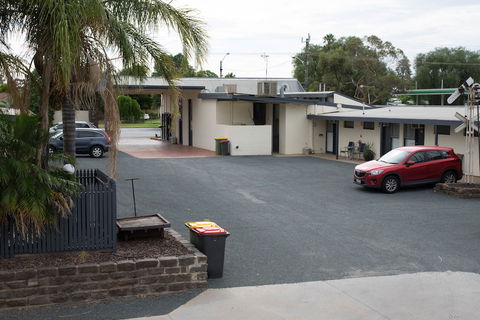 Pioneer Station Motor Inn - Tourism Hervey Bay 0