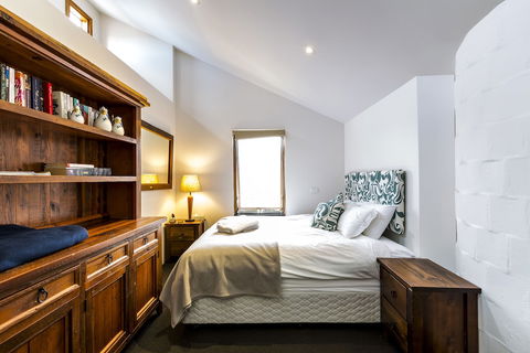 Alpine Woodsmoke - Tourism Hervey Bay 6