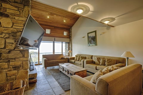 Alpine Woodsmoke - Tourism Hervey Bay 2