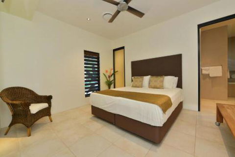 Mana Moana Beachfront Estate Port Douglas - Hervey Bay Accommodation 0