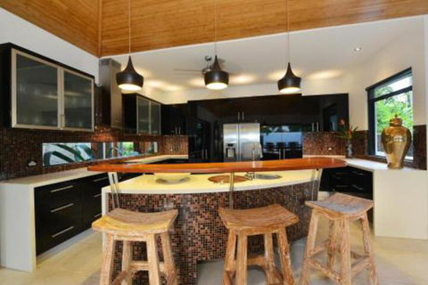 Mana Moana Beachfront Estate Port Douglas - Hervey Bay Accommodation 5