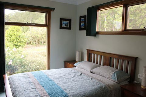 Eagles Roost Farmstay B & B - Tourism Hervey Bay 5