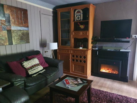 Little Para Cottage - Hervey Bay Accommodation 4