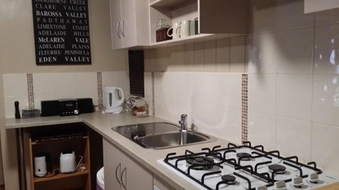 Little Para Cottage - Hervey Bay Accommodation 1