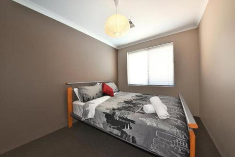 Brighton Beachside Hideaway - Hervey Bay Accommodation 5