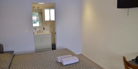 Warwick Motor Inn - Hervey Bay Accommodation 5