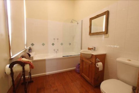 Bairnsdale Bed And Breakfast - Hervey Bay Accommodation 6