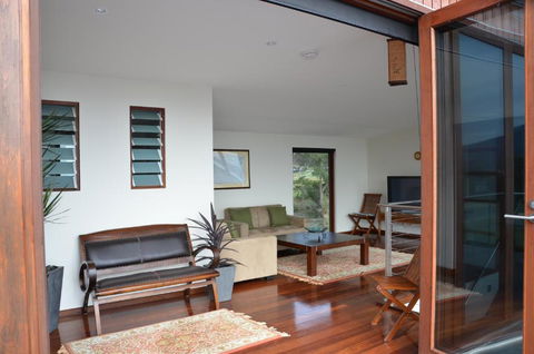 Yolla Beach House - Tourism Hervey Bay 4