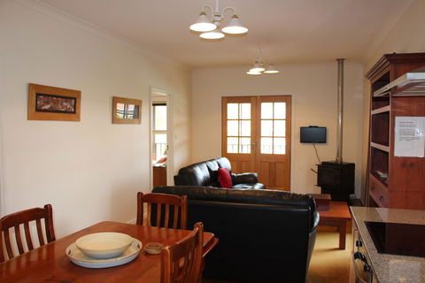 Albany Beachside Accommodation - Hervey Bay Accommodation 1