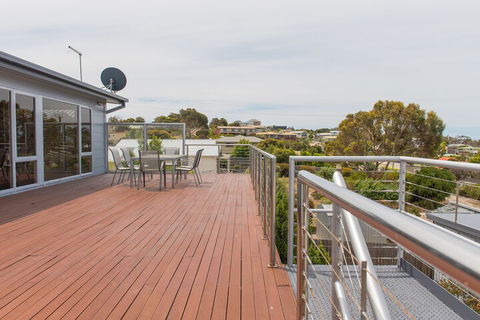 Bridport Holiday House - Tourism Hervey Bay 3