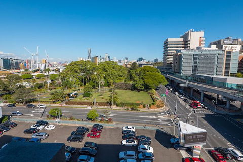 Annexe Apartments - Hervey Bay Accommodation 7