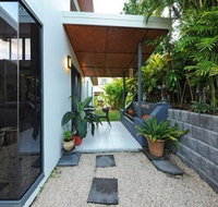 Hilltop Views - Hervey Bay Accommodation