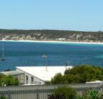 Fareview Beach House - Hervey Bay Accommodation