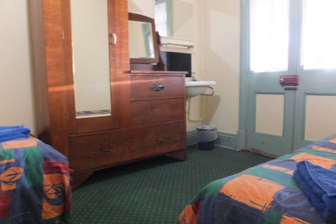Criterion Hotel Warwick - Hervey Bay Accommodation 4