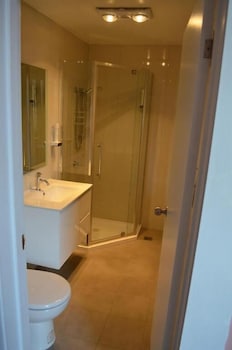 Empire Hotel Queenstown - Hervey Bay Accommodation 4