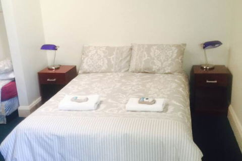 Ross Hotel - Tourism Hervey Bay 5