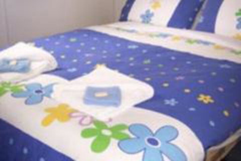 Sheffield Cabins & Apartments - Hervey Bay Accommodation 0