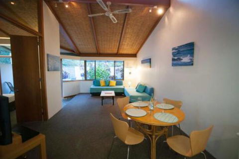 Sea Urchin Apartment - Hervey Bay Accommodation 0