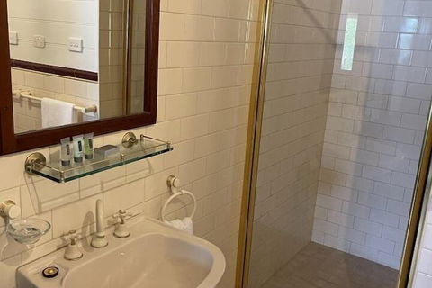 CBC Bed & Breakfast & Cafe - Hervey Bay Accommodation 7