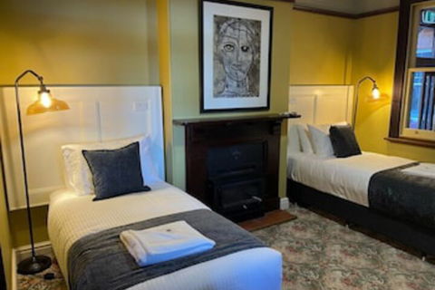 CBC Bed & Breakfast & Cafe - Hervey Bay Accommodation 0