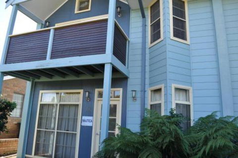 Nautica - Tourism Hervey Bay 6