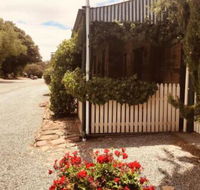 The Olde Devonshire House - Hervey Bay Accommodation